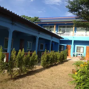 Lanta Blue House Pensión Ko Lanta
